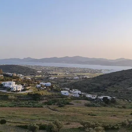 Romantic Sunset Cycladic House In Sotires Hébergement de vacances *