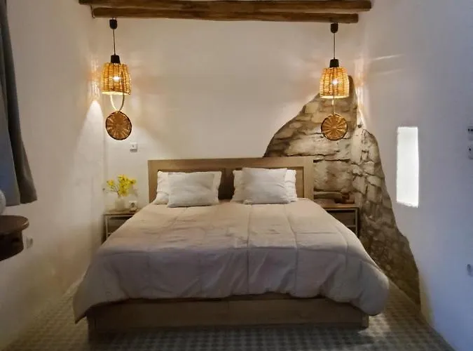 펜션 Romantic Sunset Cycladic House In Sotires Moni Christou Dasous